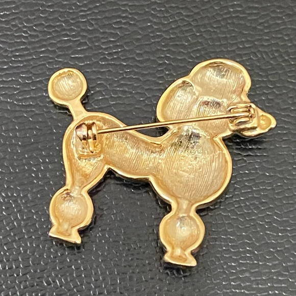 Vintage Unsigned Gold-tone Bling Rhinestones Poodle Dog Figural Brooch 15.6g - Picture 9 of 12